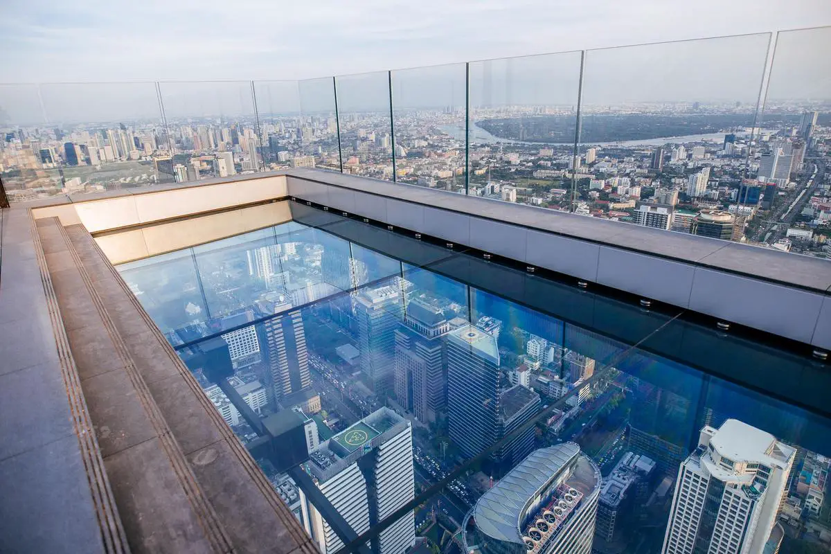 mahanakhon skywalk bangkok