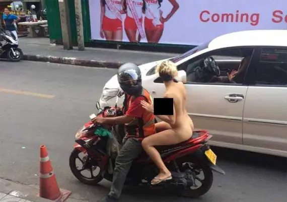 touriste nue Bangkok