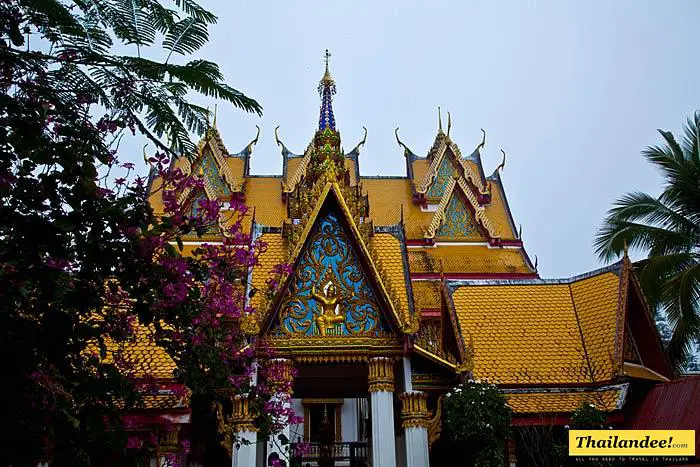 temple Sangkhlaburi