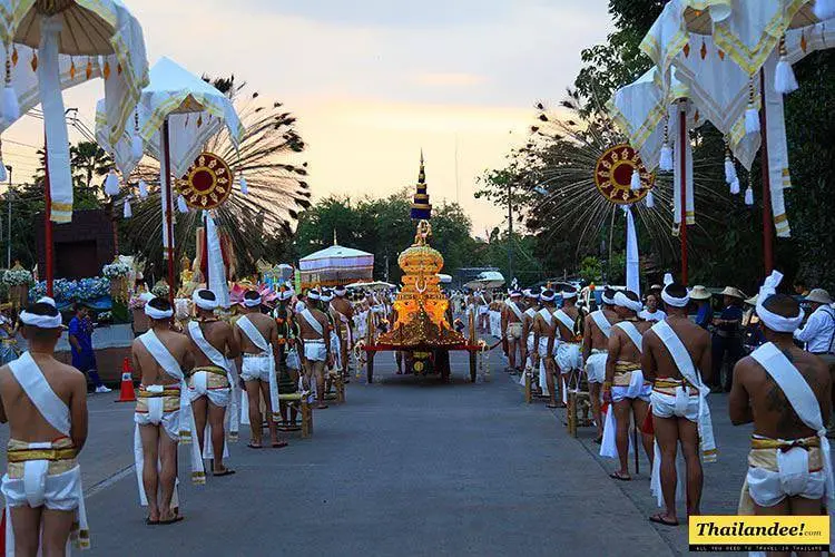 La parade dans la ville