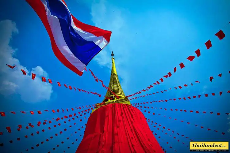 Grande Fête annuelle du Temple de la Montagne Dorée à Bangkok