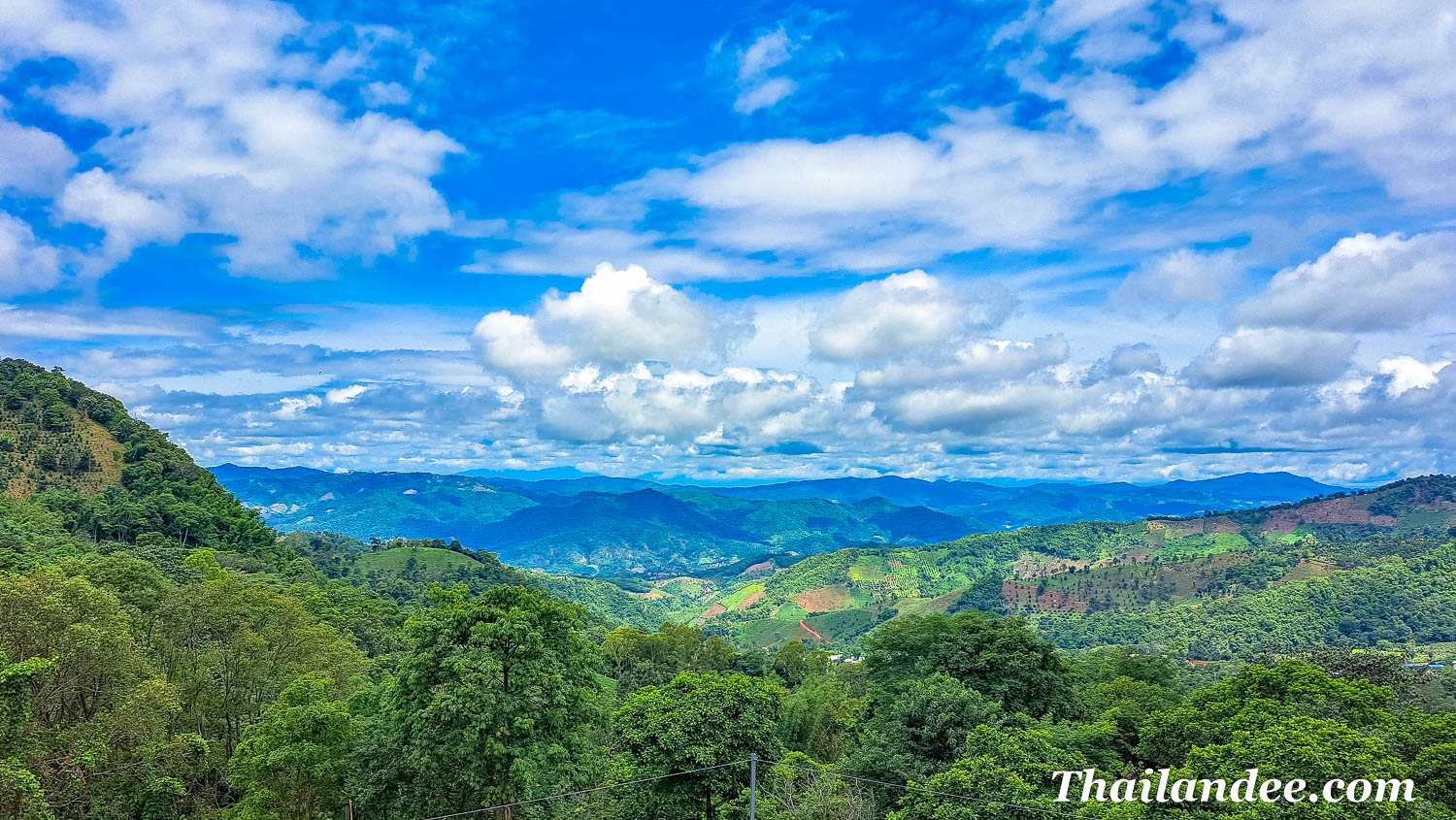 classiques de chiang rai et montagnes en français