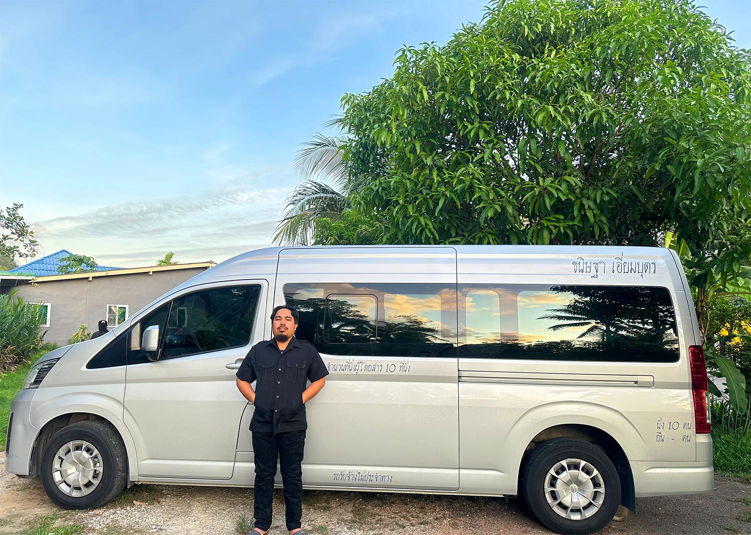 chauffeur avec véhicule à krabi pour tours personnalisés