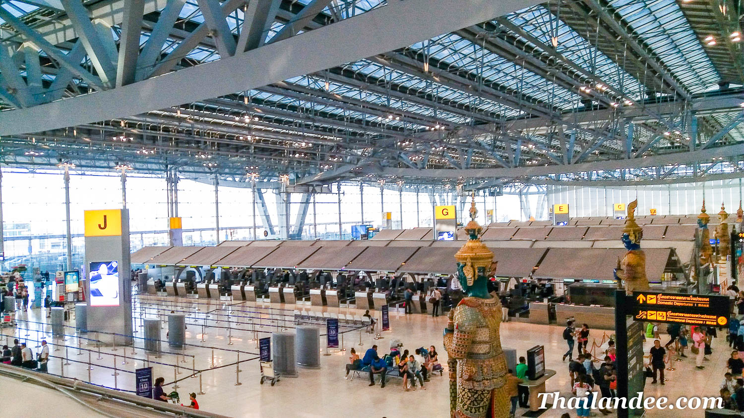 photo suvarnabhumi airport