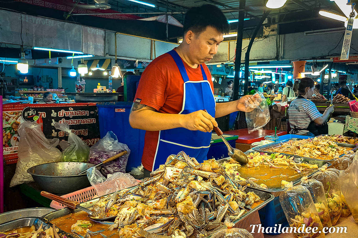 Visit Night Market In Udon Thani